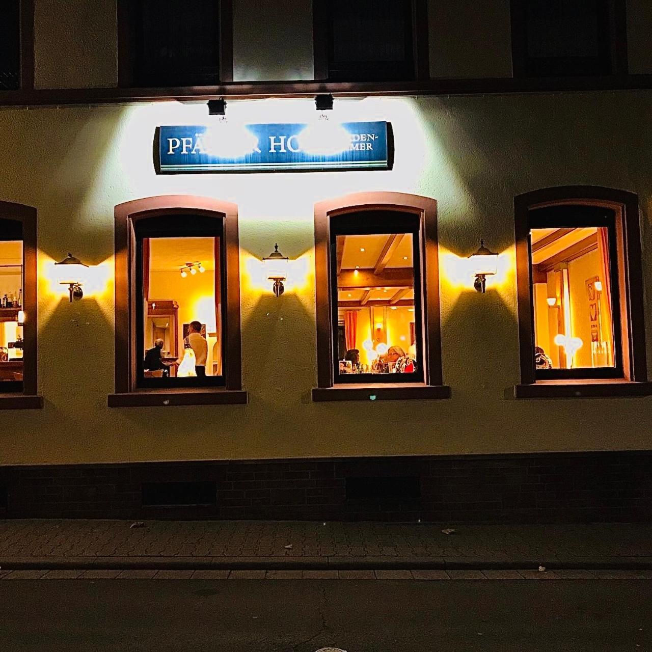 Hotel Pfaelzer Hof Enkenbach-Alsenborn ภายนอก รูปภาพ